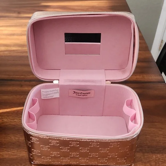 Juicy Couture Metallic Rose Gold Travel Cosmetic Case - Picture 9 of 16